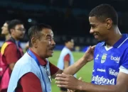 Bobotoh Dilarang ke Stadion, Ini Pesan Umuh Jelang Laga Persebaya vs Persib