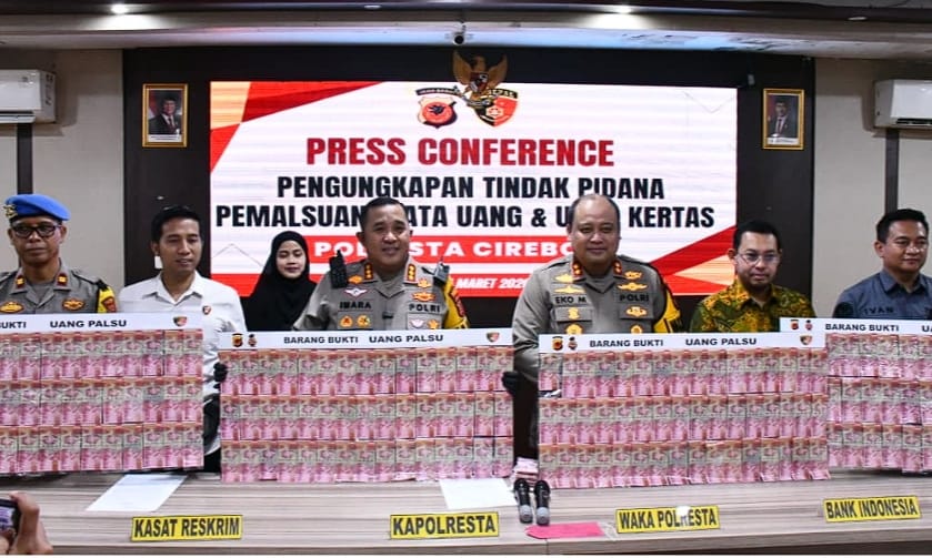 Konferensi pers di Mapolresta Cirebon, Selasa (17/3/2026),