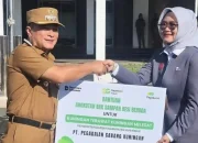 Dukung Kuningan Terawat, Pegadaian Jabar Serahkan 12 Armada Sampah