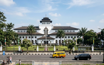 Warga Bandung Cek Jalur! Kawasan Gedung Sate Mulai Rekayasa Lalin Hari Ini, Ini Rutenya