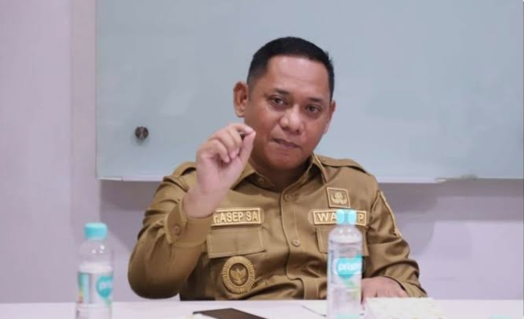 Plt Bupati Bekasi, Asep Surya Atmaja.