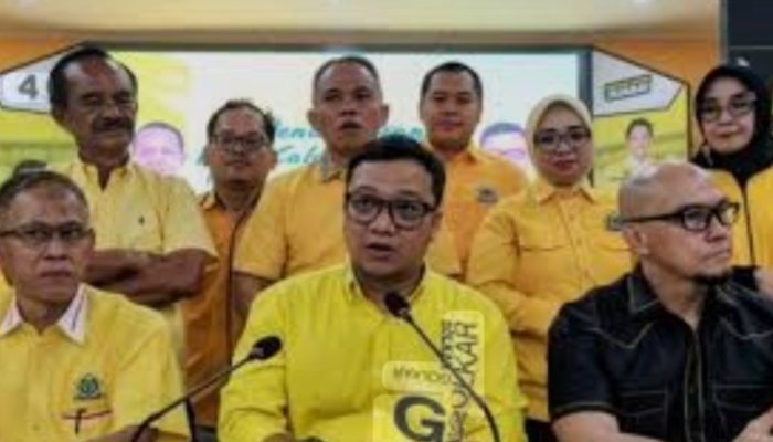 Terpilih Aklamasi Jadi Ketua DPD Golkar Jabar, Inilah Sosok Daniel Muttaqien