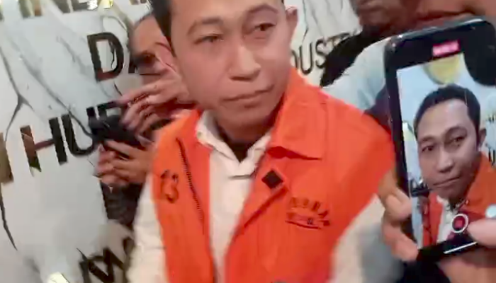 Bukan Suap, Sarjan Ungkap Alasan Bantu Biaya Operasi Mertua Bupati Bekasi: Murni Pinjaman Pribadi