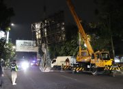 Mitigasi Lemah di Tengah Cuaca Ekstrem, Bandung Dilanda 31 Pohon Tumbang dan Ancaman Reklame Roboh