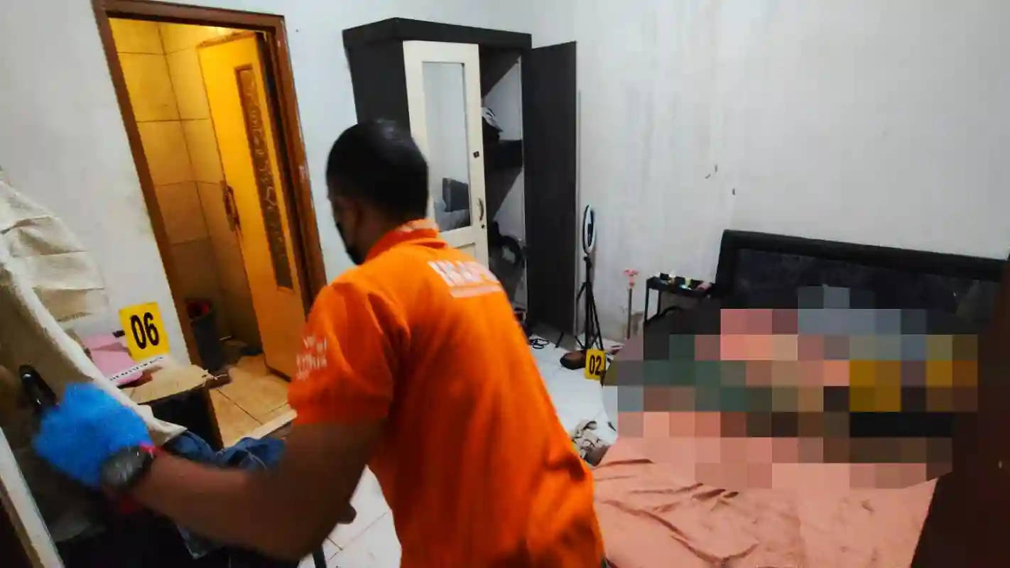 Olah TKP penemuan mayat live streamer di Purwakarta.