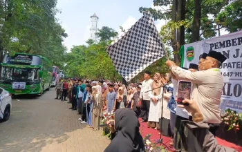 Pelepasan jemaah haji Purwakarta kloter 12 KJT tahun 2026.