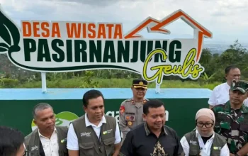Program pemberdayaan UMKM dan wisata melalui Desa Binaan Pegadaian Jabar di Pasirnanjung Sumedang melalui program Pegadaian Peduli Desa.