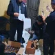 Polisi gelar razia miras di Purwakarta amankan ratusan botol oplosan cegah kejahatan.