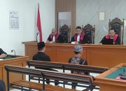 Skandal Suap Rp12,4 Miliar: Bupati Bekasi Nonaktif Ade Kuswara Kunang Terancam Penjara Seumur Hidup!