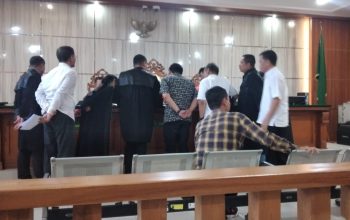 Hakim Mengamuk! Anggota DPRD Cirebon Terancam Masuk Sel Usai Berbelit di Sidang Korupsi