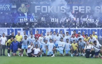 Ribuan Bobotoh Persib penuhi GBLA jelang lawan Persija